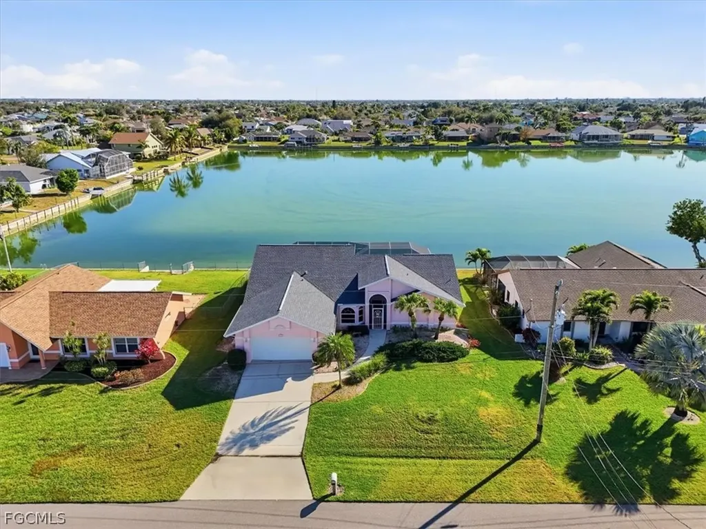 1120 SE 1st Terrace Cape Coral FL 33990