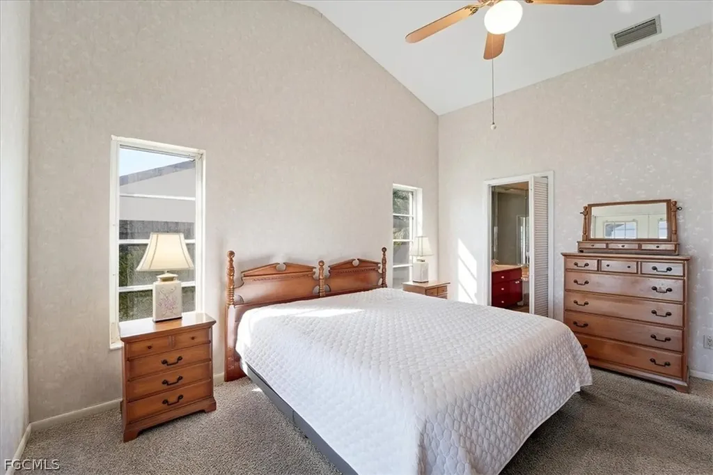 1120 SE 1st Terrace Cape Coral FL 33990