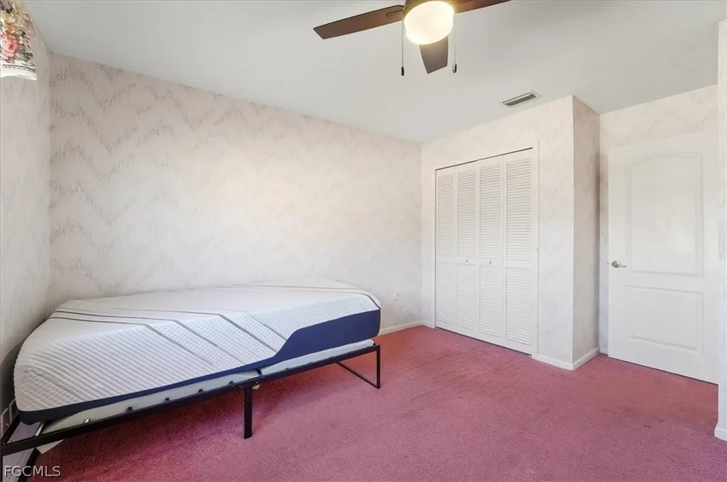 1120 SE 1st Terrace Cape Coral FL 33990