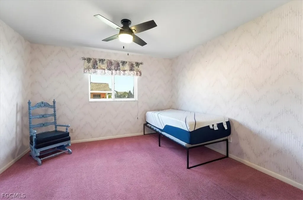 1120 SE 1st Terrace Cape Coral FL 33990