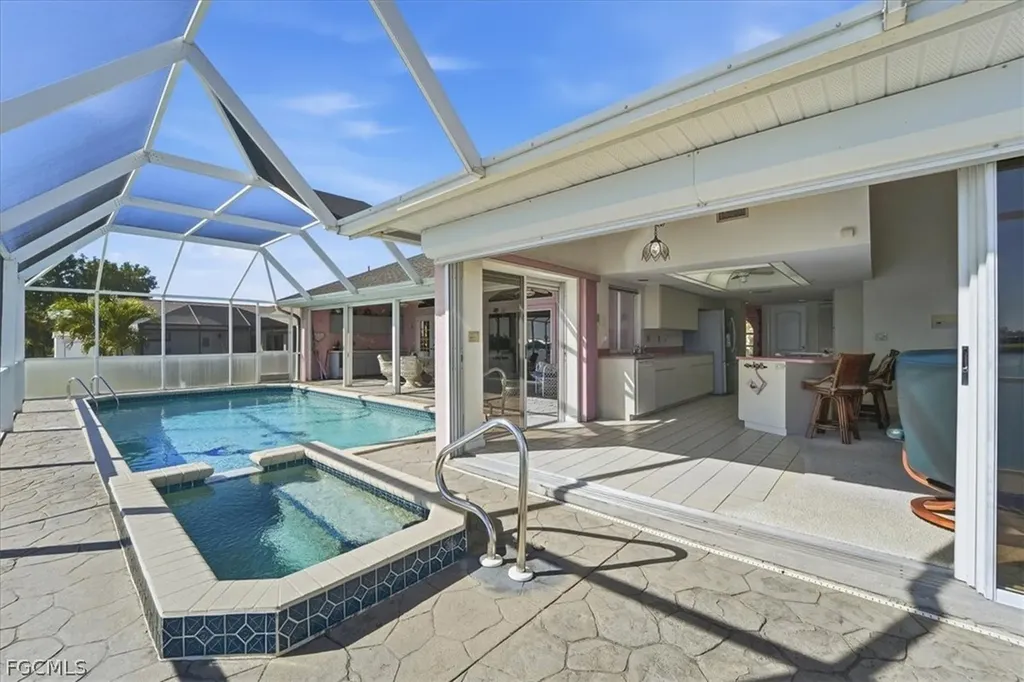 1120 SE 1st Terrace Cape Coral FL 33990