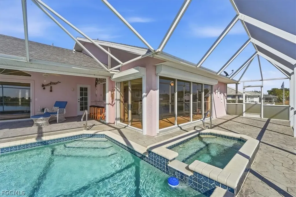 1120 SE 1st Terrace Cape Coral FL 33990