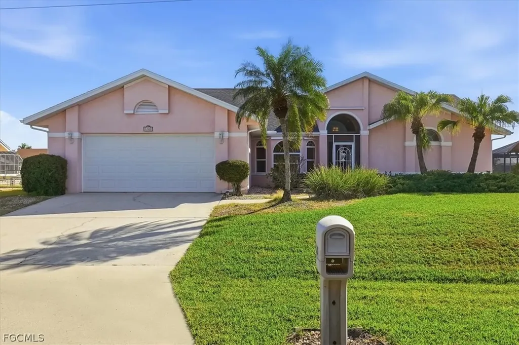 1120 SE 1st Terrace Cape Coral FL 33990