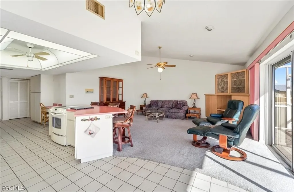 1120 SE 1st Terrace Cape Coral FL 33990