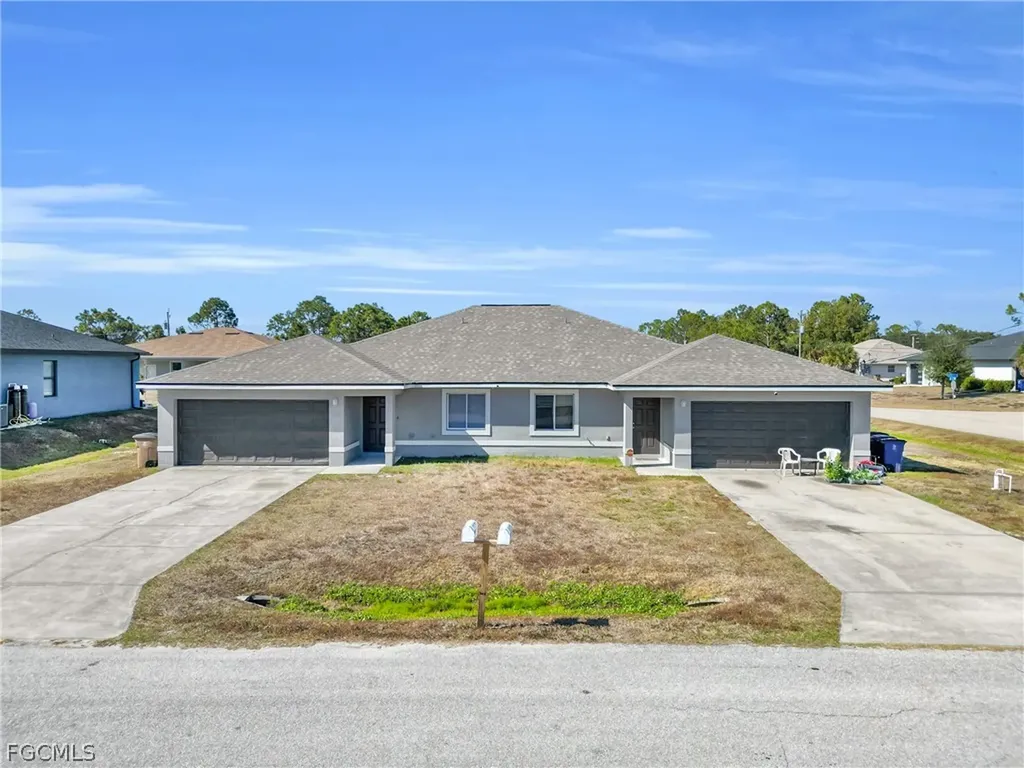 2400/2402 Paul Avenue S Lehigh Acres FL 33973