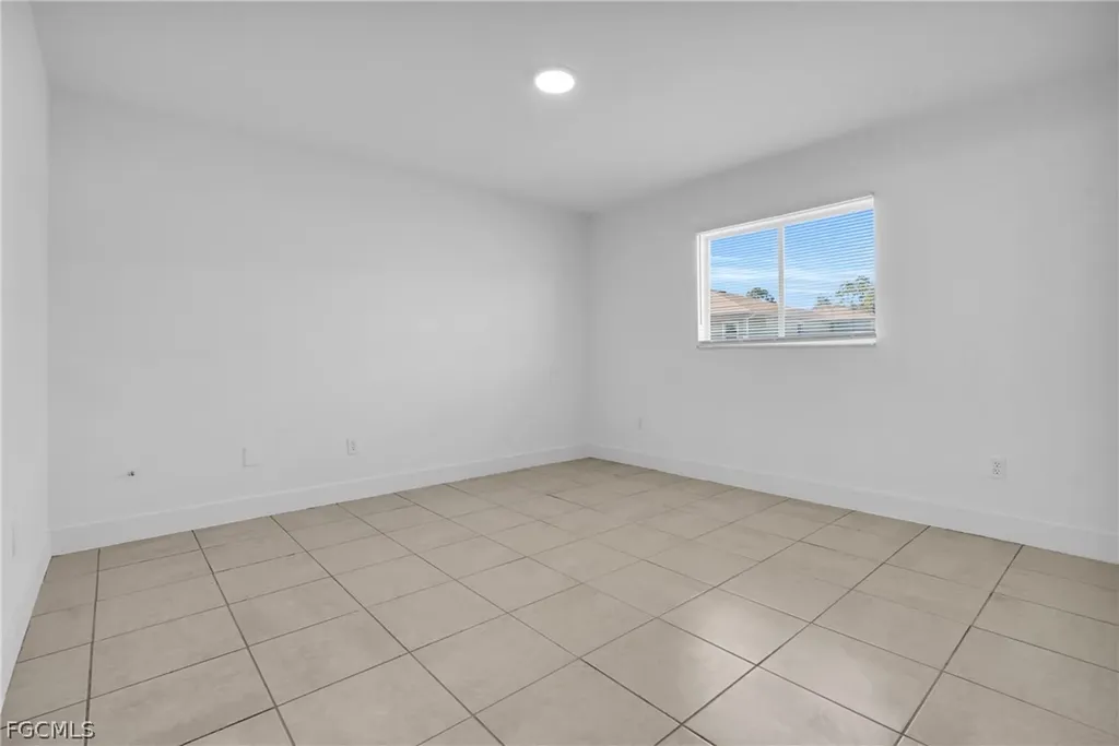 2400/2402 Paul Avenue S Lehigh Acres FL 33973