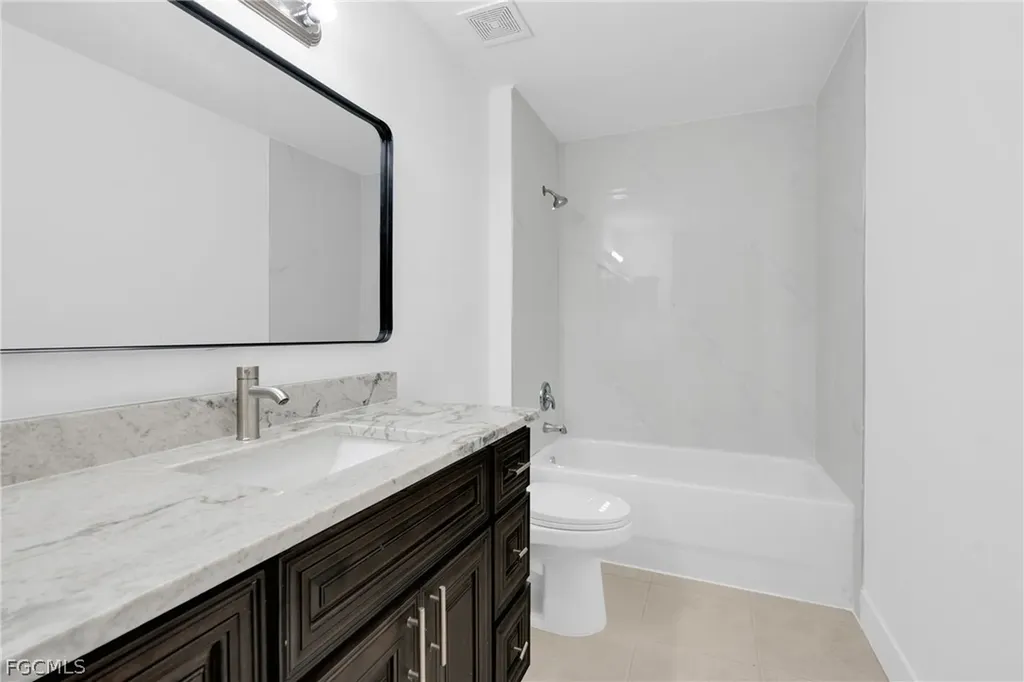 2400/2402 Paul Avenue S Lehigh Acres FL 33973
