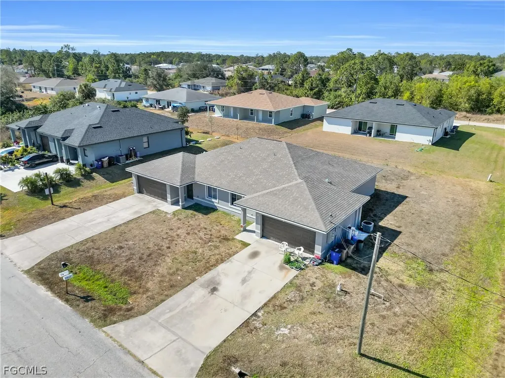 2400/2402 Paul Avenue S Lehigh Acres FL 33973