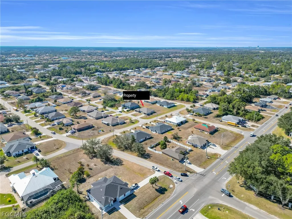 2400/2402 Paul Avenue S Lehigh Acres FL 33973