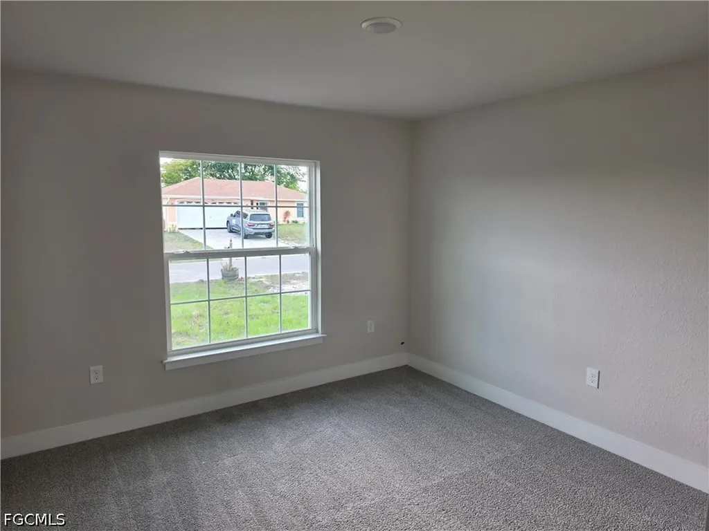 1001 NE 5th Avenue Cape Coral FL 33909