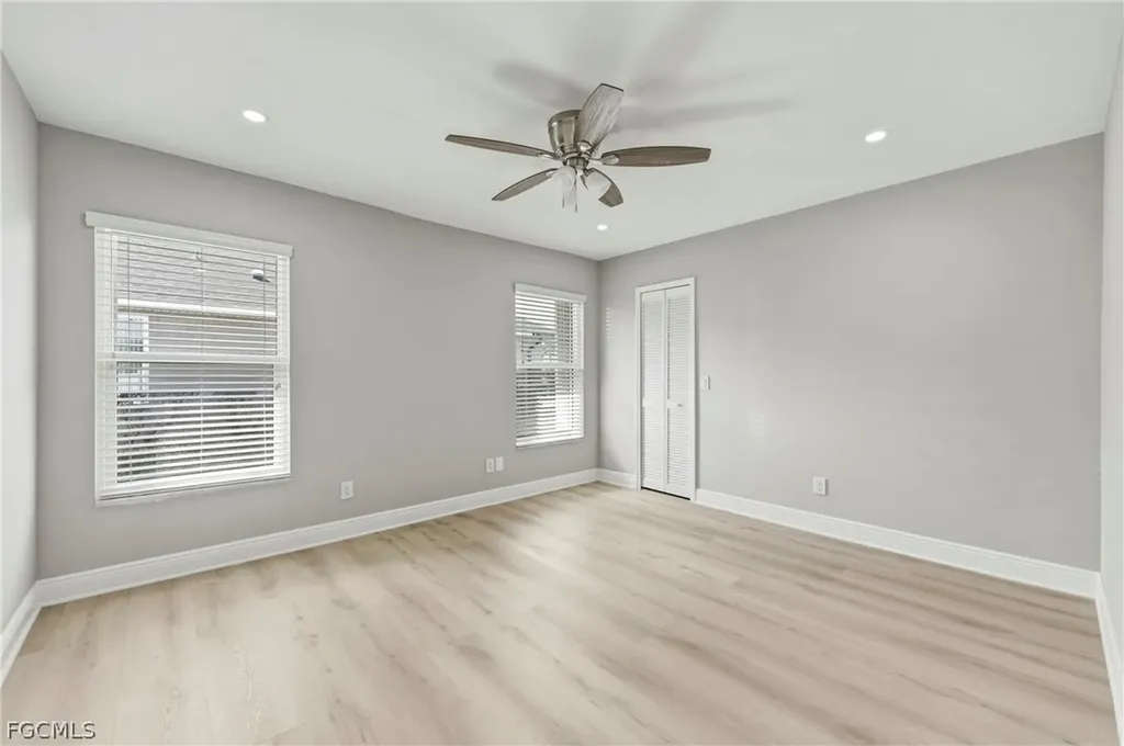 11883 King James Court Cape Coral FL 33991