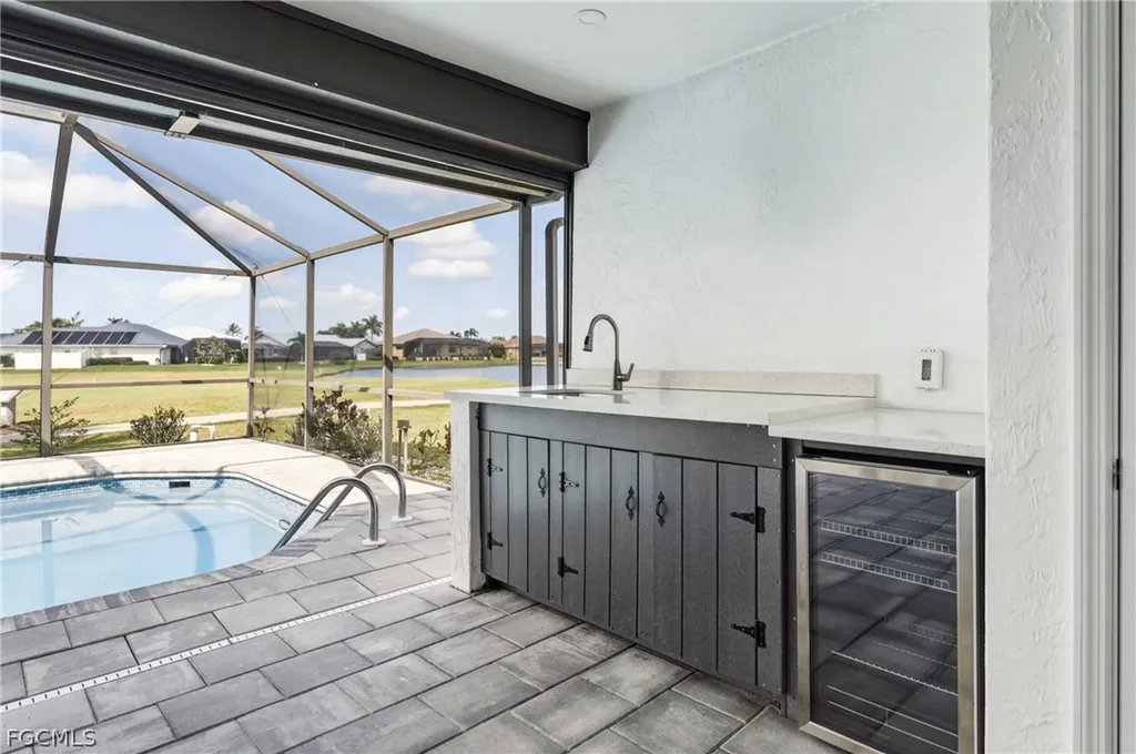 11883 King James Court Cape Coral FL 33991