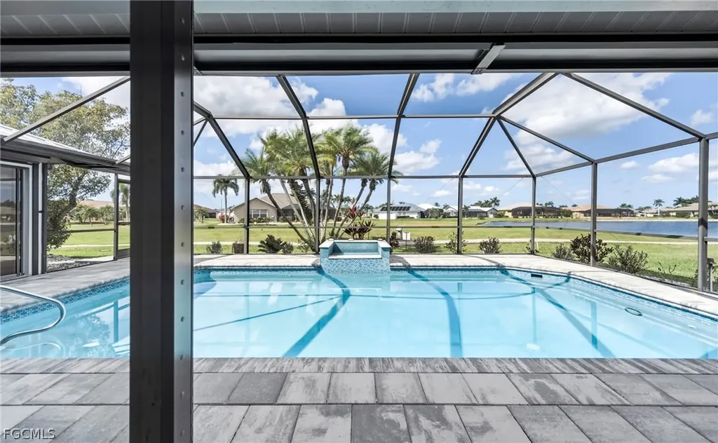 11883 King James Court Cape Coral FL 33991