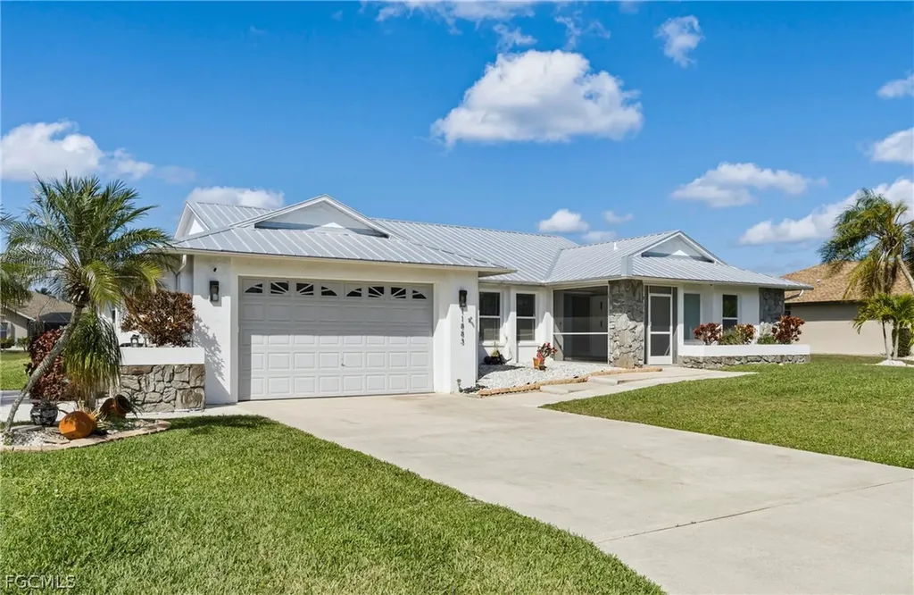 11883 King James Court Cape Coral FL 33991