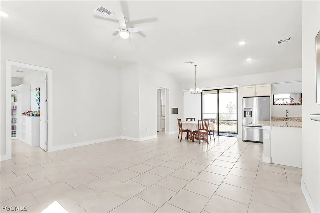 2101 NE 36th Terrace Cape Coral FL 33909
