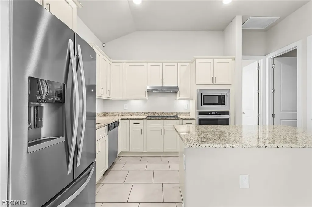2101 NE 36th Terrace Cape Coral FL 33909