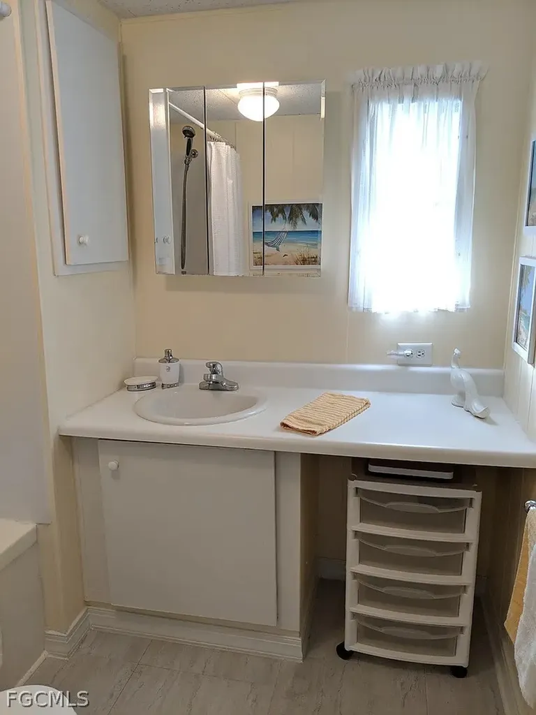47 Poinsettia Drive Fort Myers FL 33905