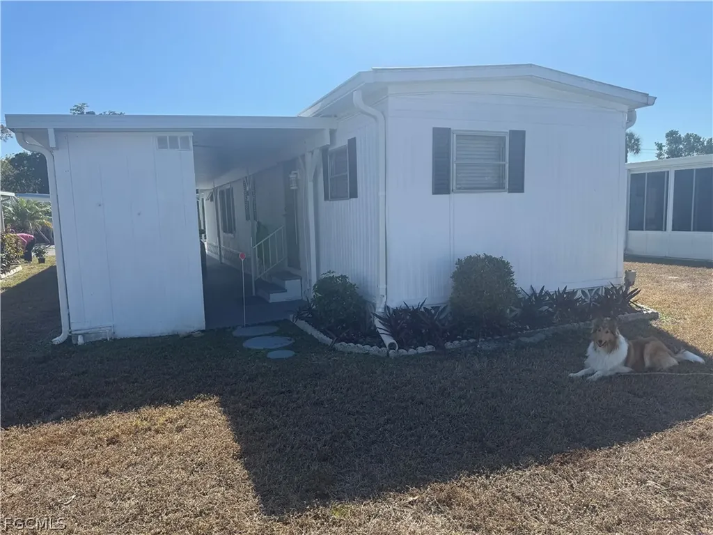 47 Poinsettia Drive Fort Myers FL 33905