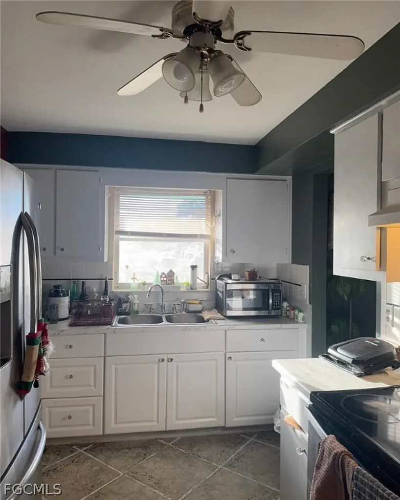 2202 Parkview Drive Fort Myers FL 33905