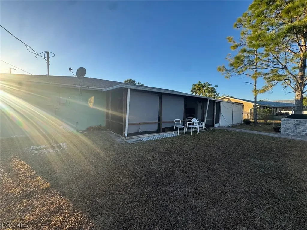 2202 Parkview Drive Fort Myers FL 33905