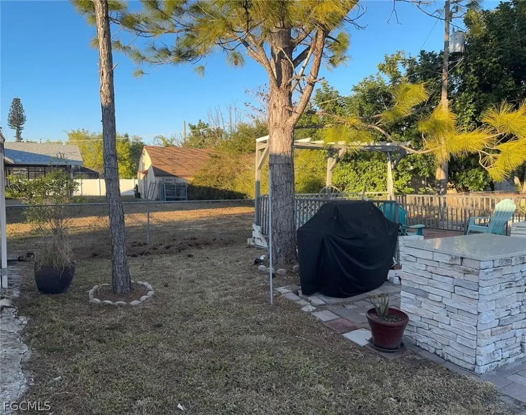 2202 Parkview Drive Fort Myers FL 33905