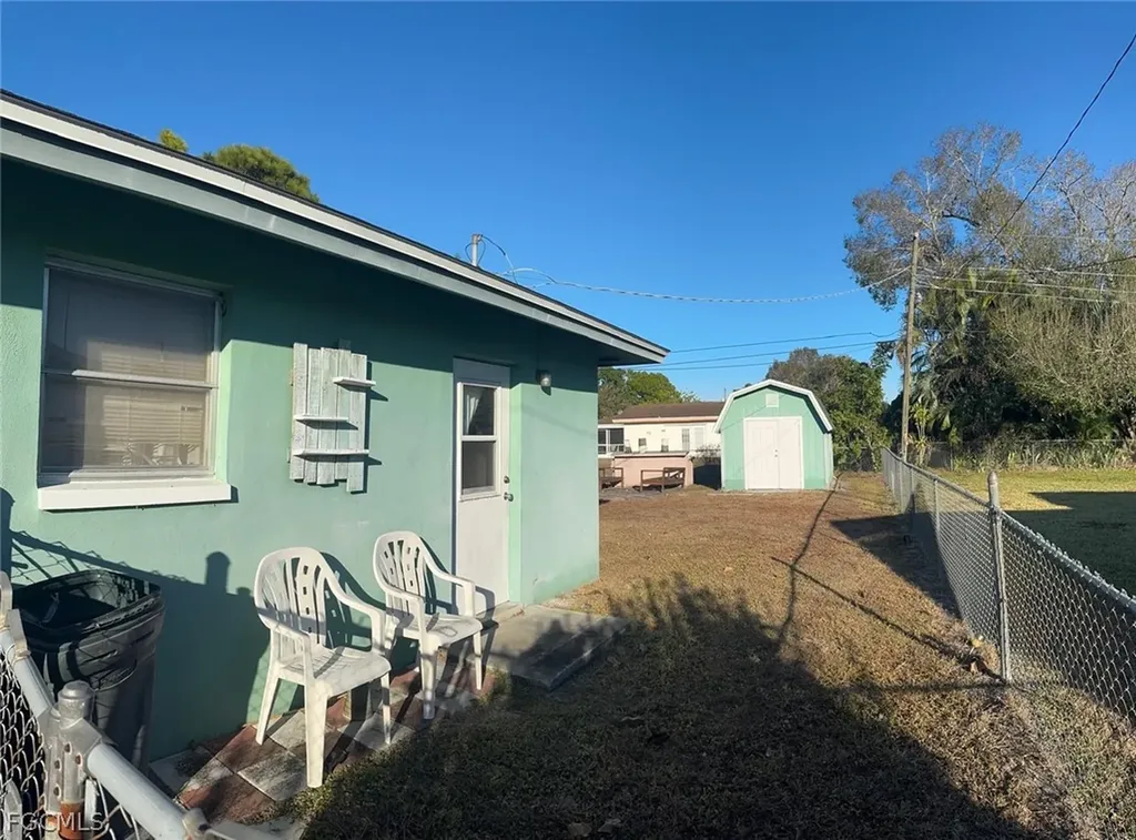 2202 Parkview Drive Fort Myers FL 33905