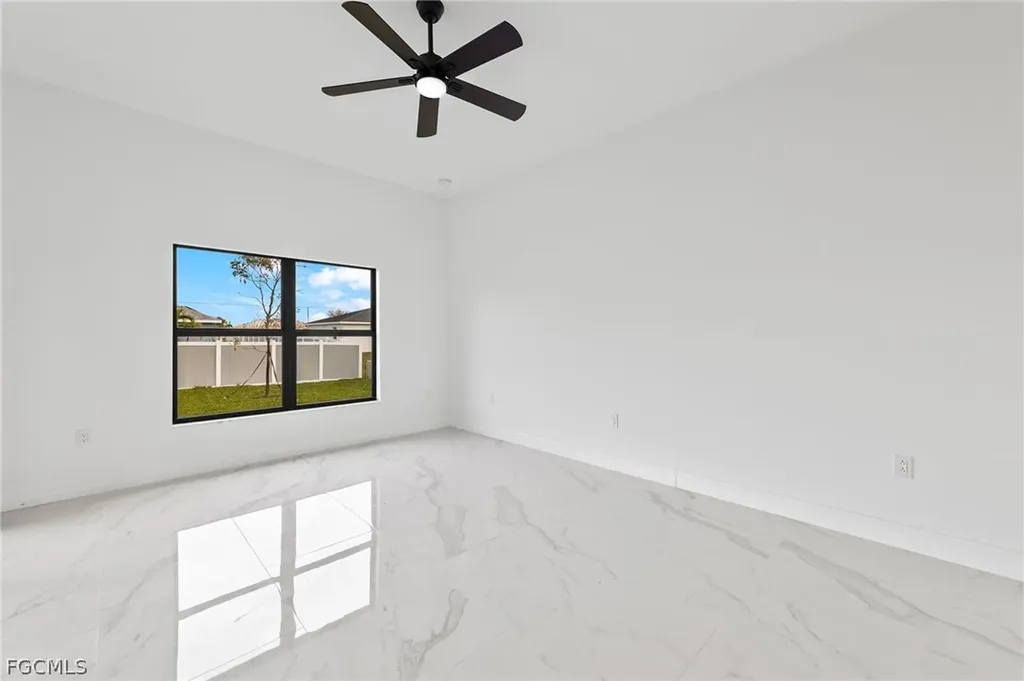 1413 NE 15th Terrace Cape Coral FL 33909