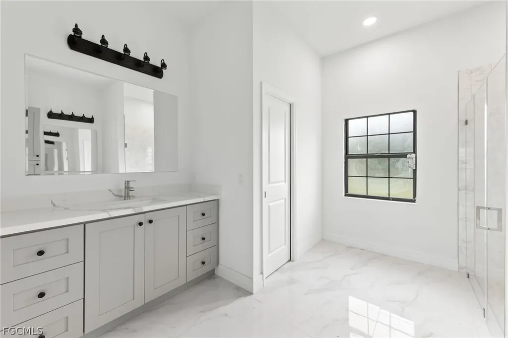 1413 NE 15th Terrace Cape Coral FL 33909
