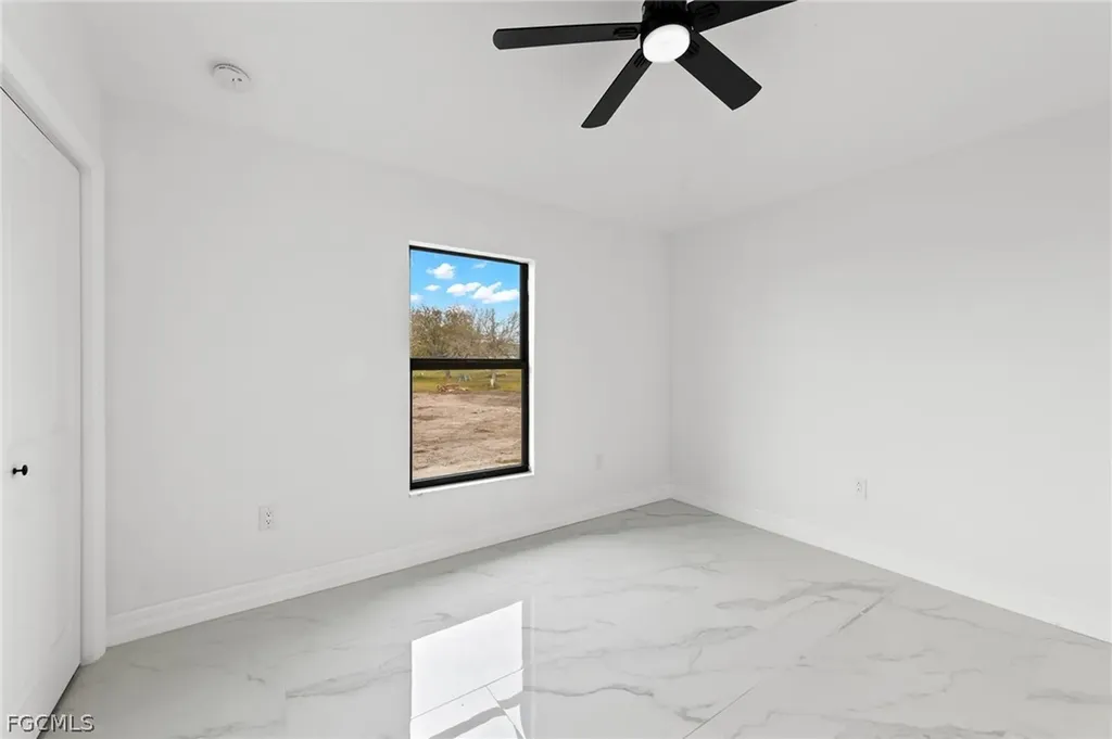 1413 NE 15th Terrace Cape Coral FL 33909
