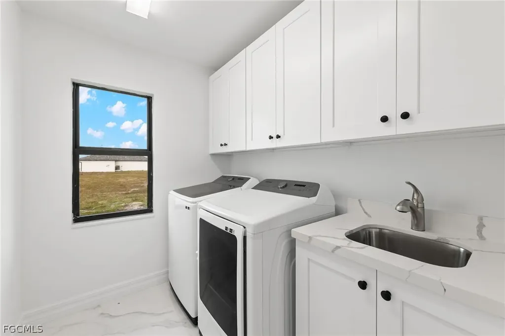 1413 NE 15th Terrace Cape Coral FL 33909
