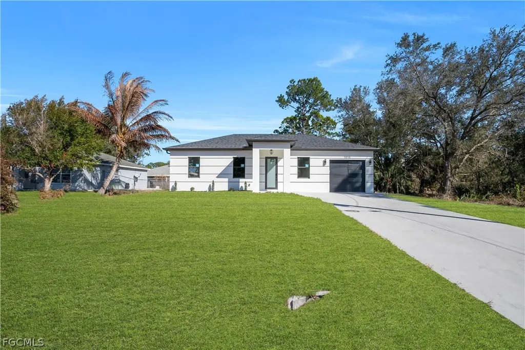 1816 Ridgemoor Street Lehigh Acres FL 33972