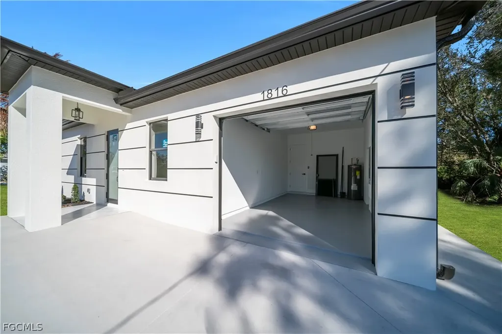 1816 Ridgemoor Street Lehigh Acres FL 33972