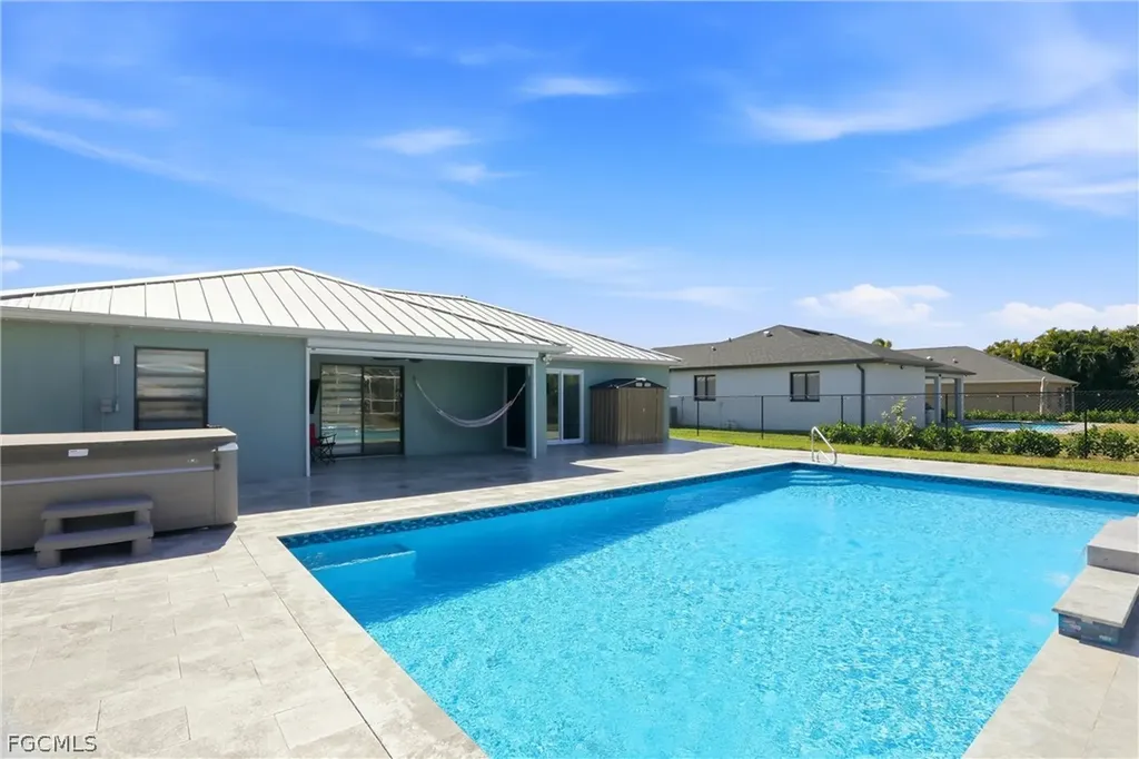 1901 SW 14th Street Cape Coral FL 33991
