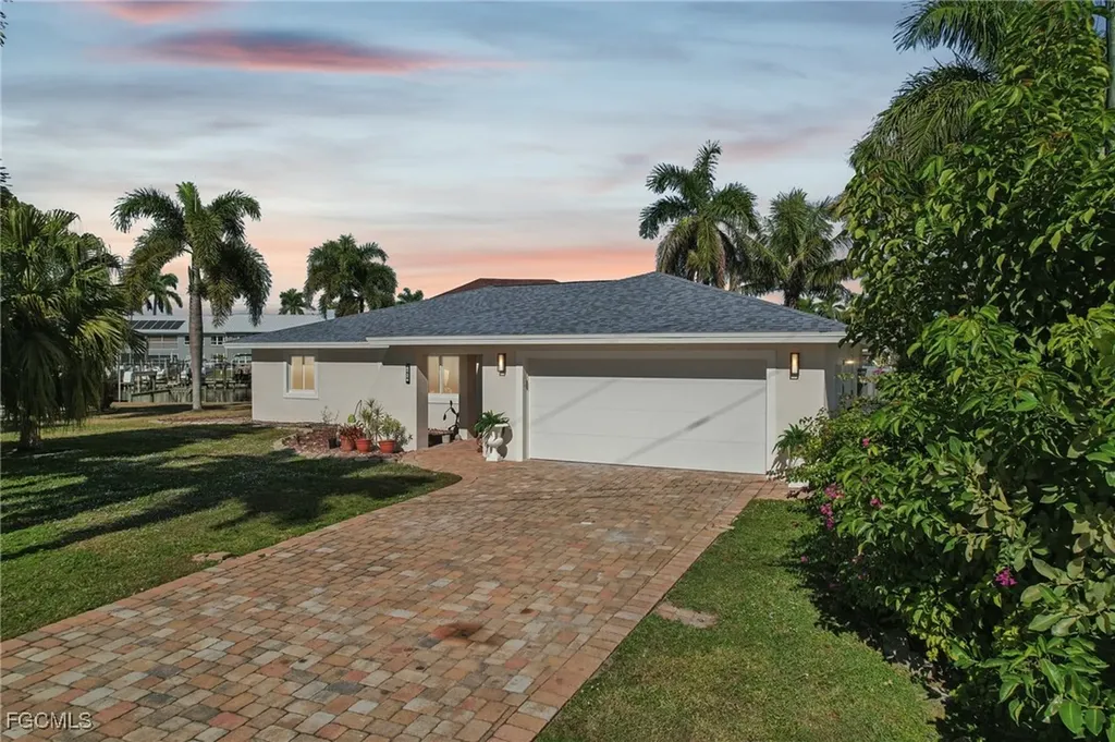 1819 SE 43rd Street Cape Coral FL 33904