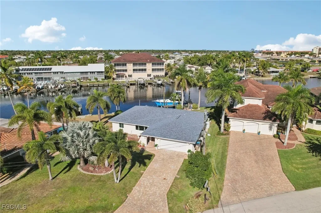 1819 SE 43rd Street Cape Coral FL 33904