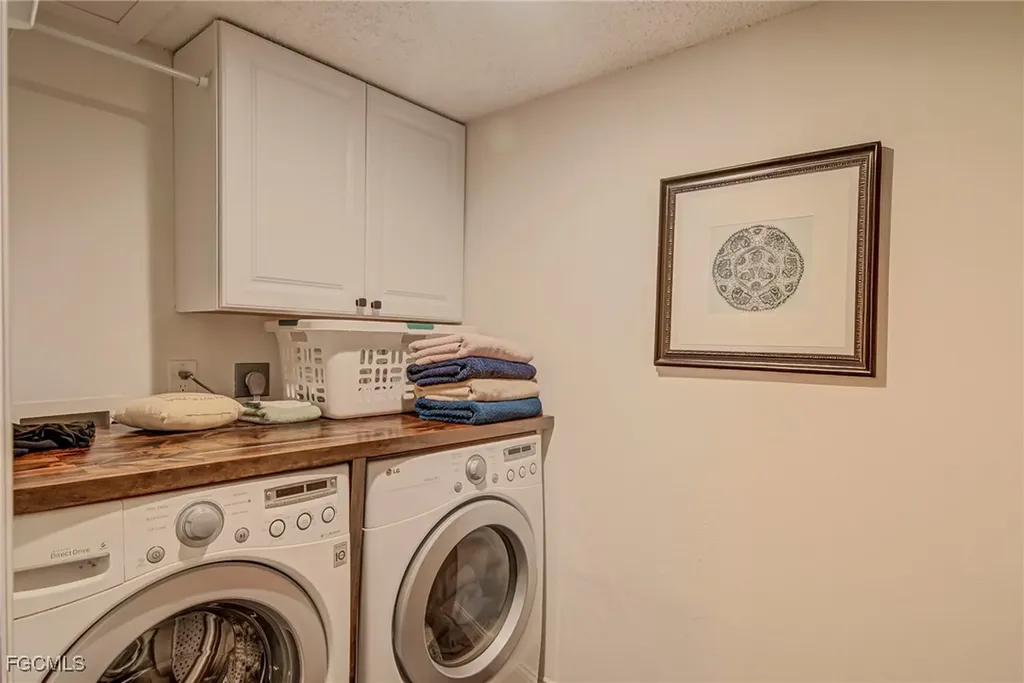 1438 Park Shore Circle Fort Myers FL 33901