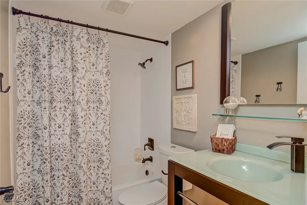 1438 Park Shore Circle Fort Myers FL 33901
