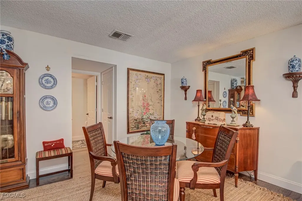 1438 Park Shore Circle Fort Myers FL 33901