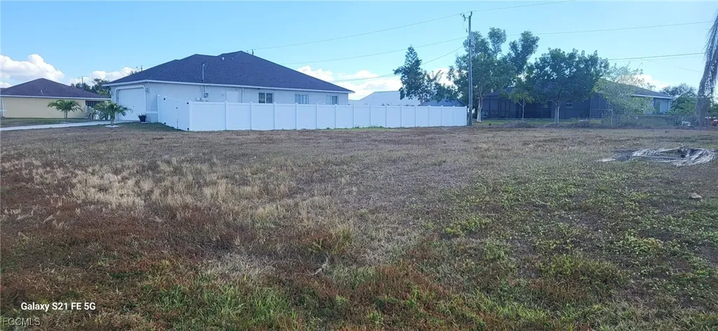 1926 NE 15th Terrace Cape Coral FL 33909