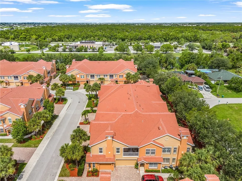 1788 Concordia Lake Circle Cape Coral FL 33909