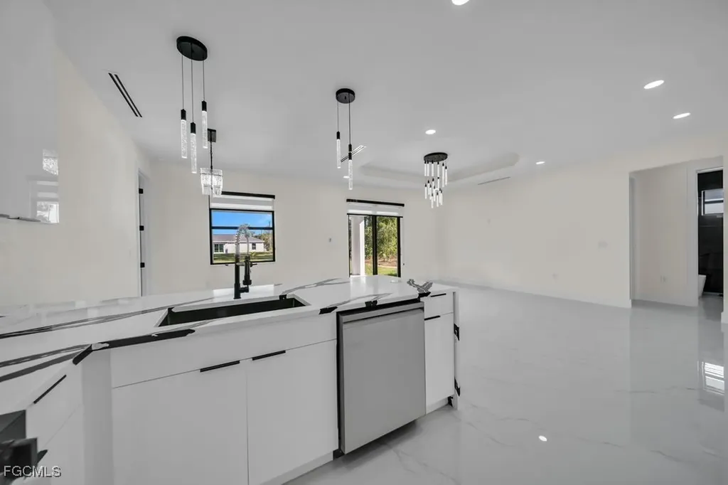 53 Xelda Avenue S Lehigh Acres FL 33976