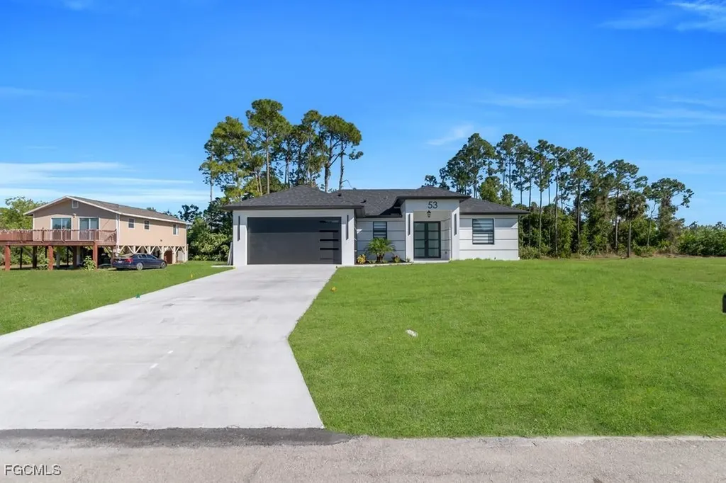 53 Xelda Avenue S Lehigh Acres FL 33976