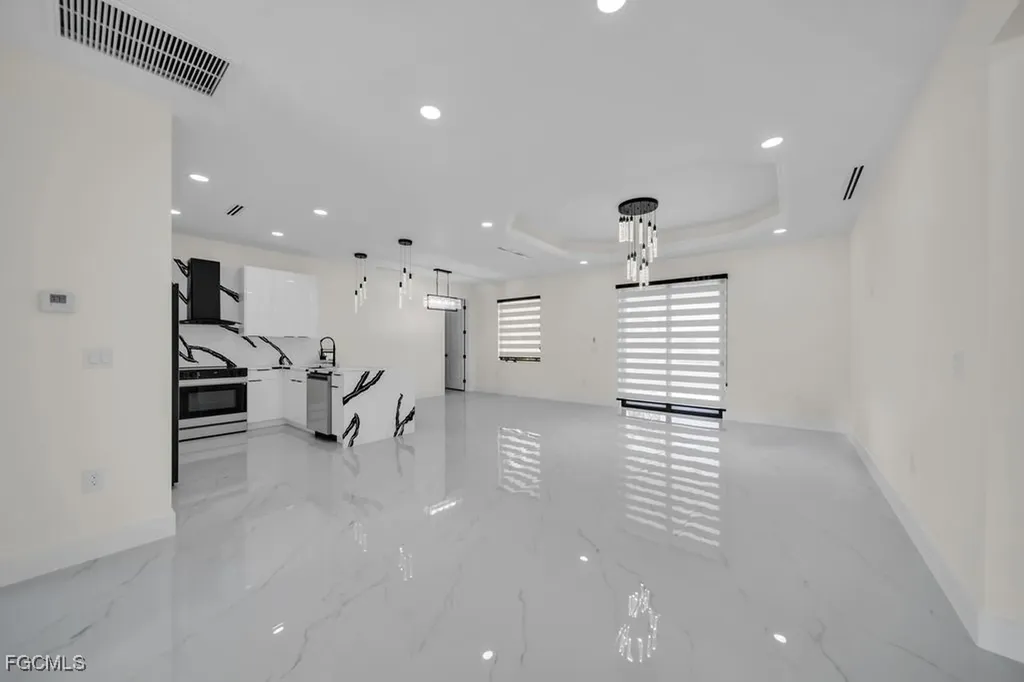 53 Xelda Avenue S Lehigh Acres FL 33976
