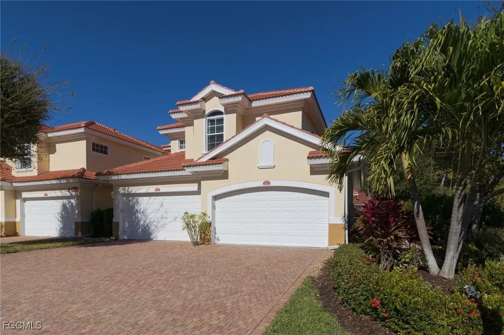 5960 Tarpon Gardens Circle Cape Coral FL 33914
