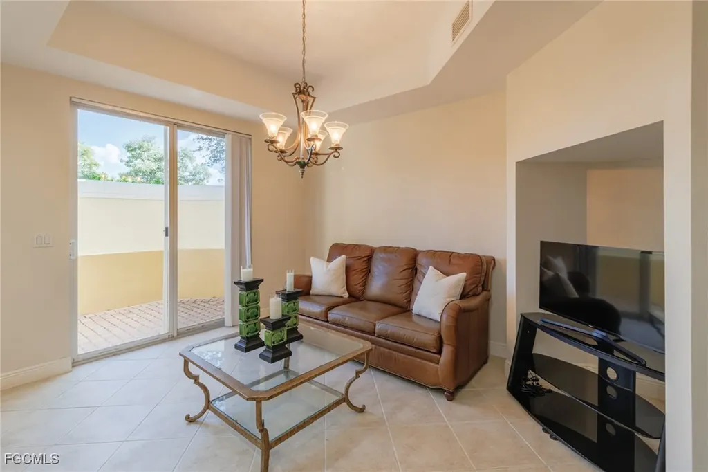 5960 Tarpon Gardens Circle Cape Coral FL 33914