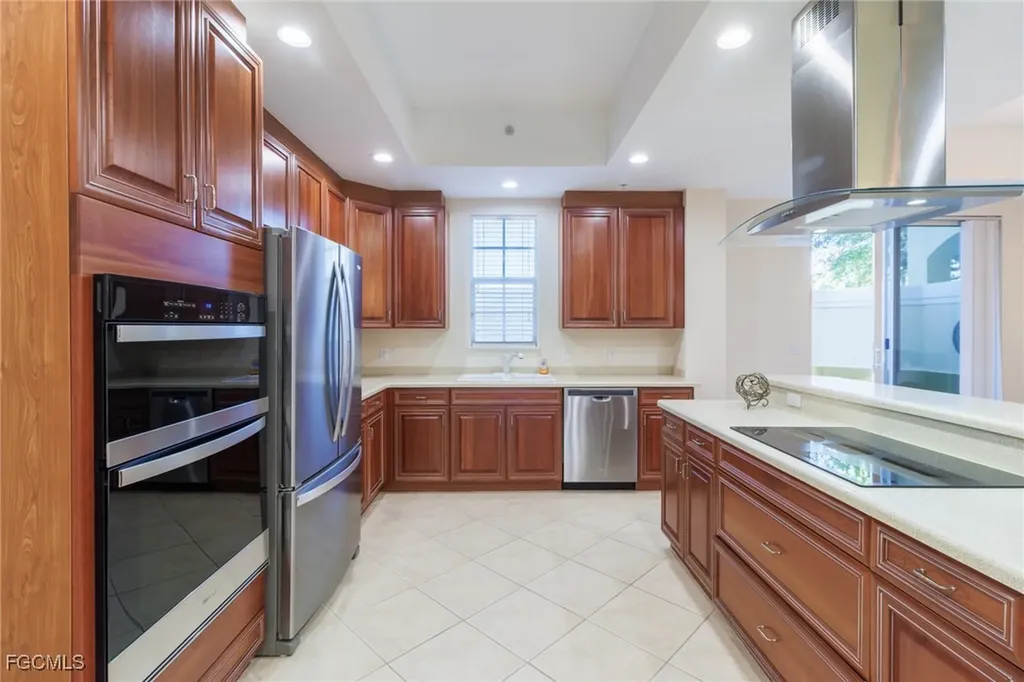5960 Tarpon Gardens Circle Cape Coral FL 33914