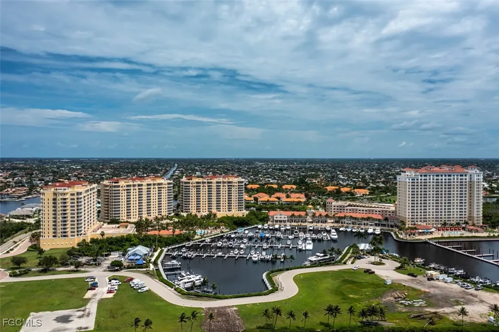 5960 Tarpon Gardens Circle Cape Coral FL 33914