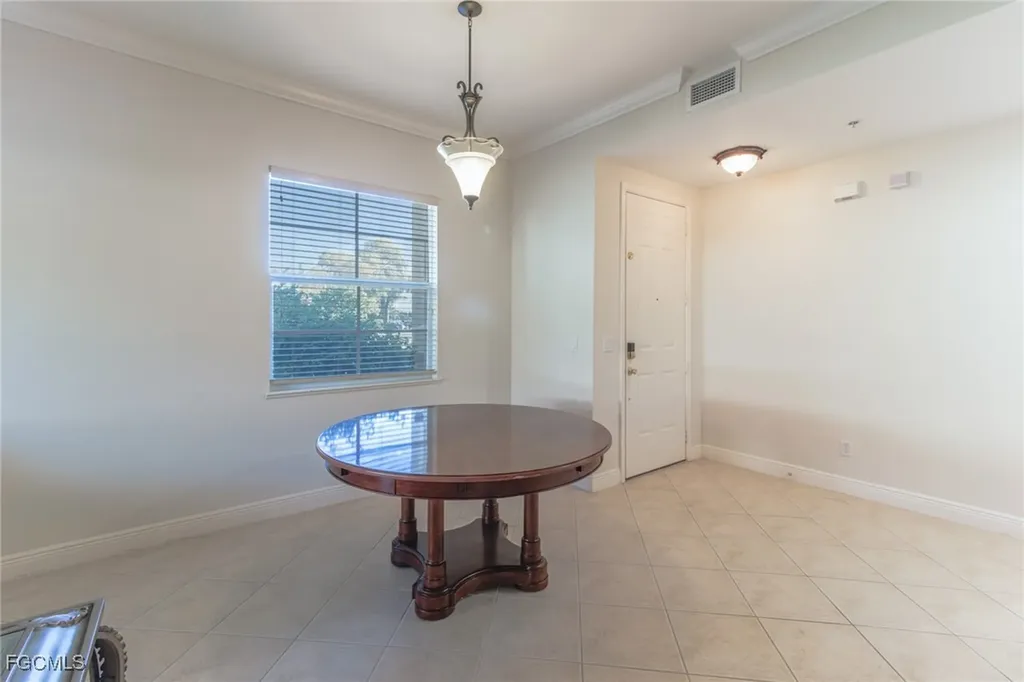 5960 Tarpon Gardens Circle Cape Coral FL 33914