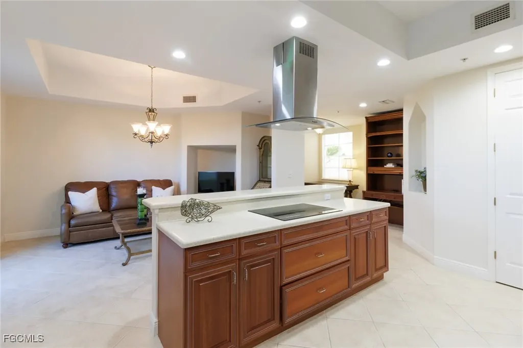 5960 Tarpon Gardens Circle Cape Coral FL 33914