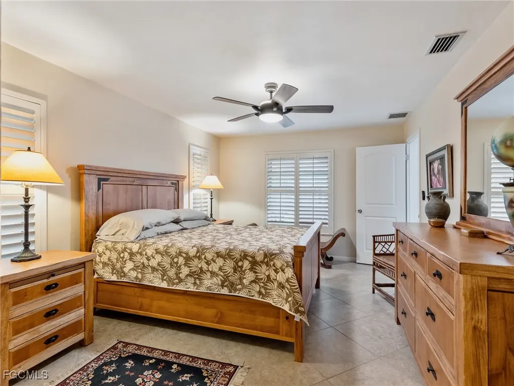392 Snow Drive Fort Myers FL 33919